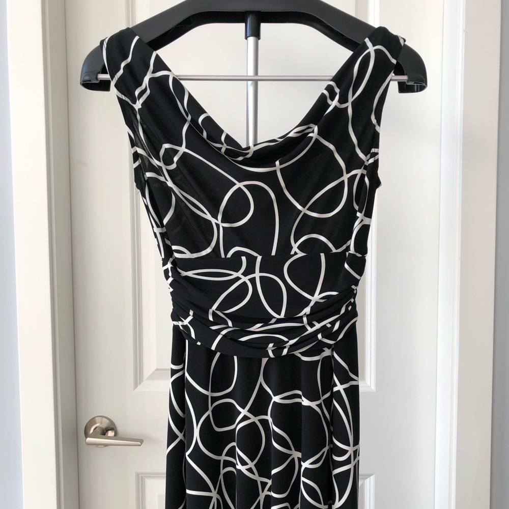 Geometric patterned dress